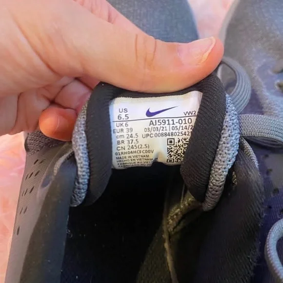 Nike Flex Control 3 charcoal Shoe. - Picture 5 of 5